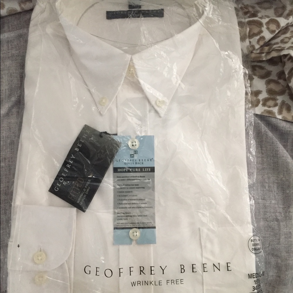 NWT Men’s Button Down Dress Shirt Geoffrey Beene